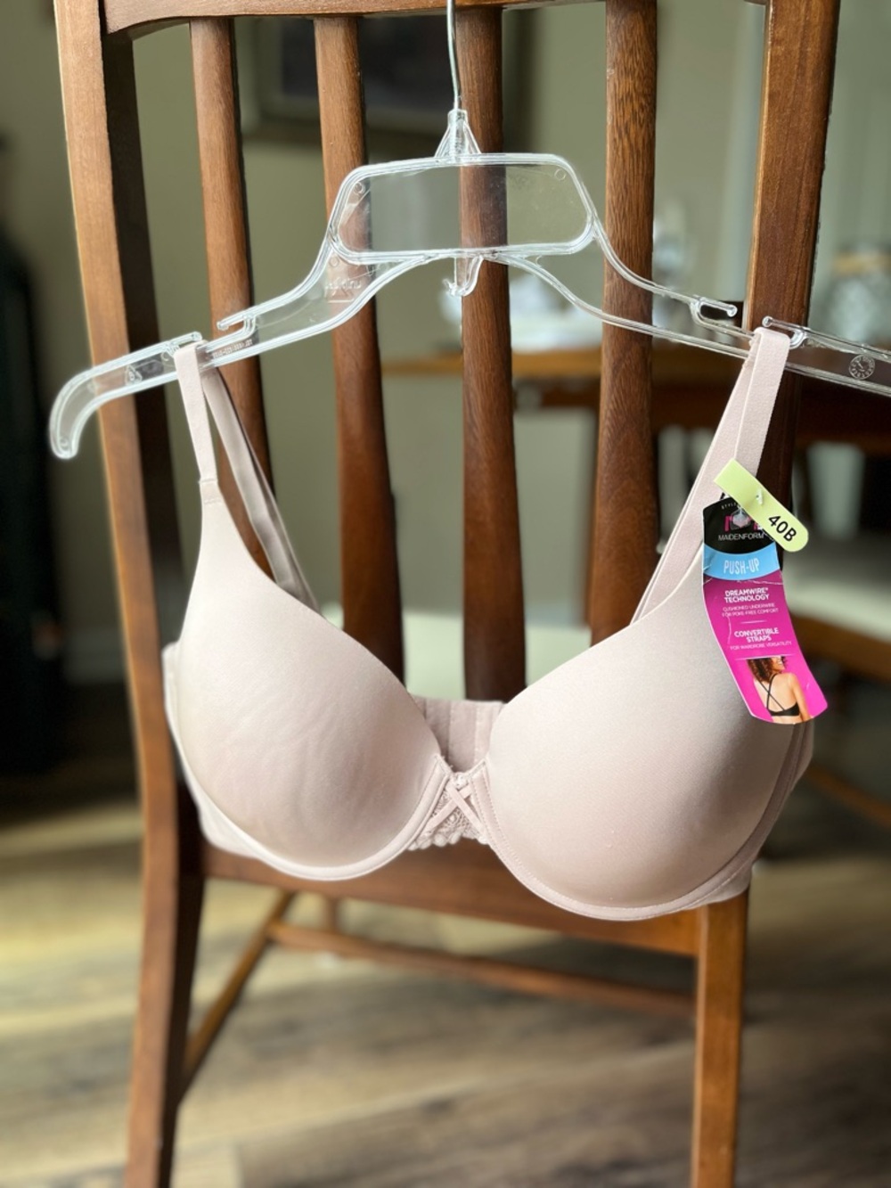 Maidenform Push-up Blush Color Bra in Size 40B! New with Tag!